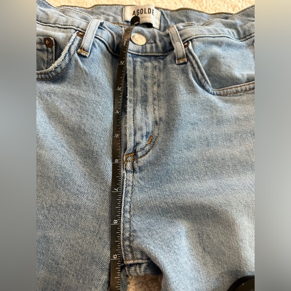 Agolde (Revolve) Light/Medium Wash Skinny Jeans, Tapered leg, Size 25 🩵 - Picture 6 of 11